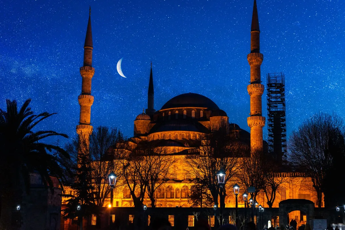 2027 Ramazan Ayı Başlangıcı: İlk Oruç ve Bayram Tarihleri Açıklandı