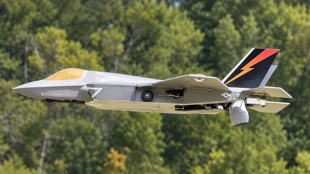 3D Baskı RC Uçağı Gerçek F-35B Gibi Dikey İniş Yapabiliyor