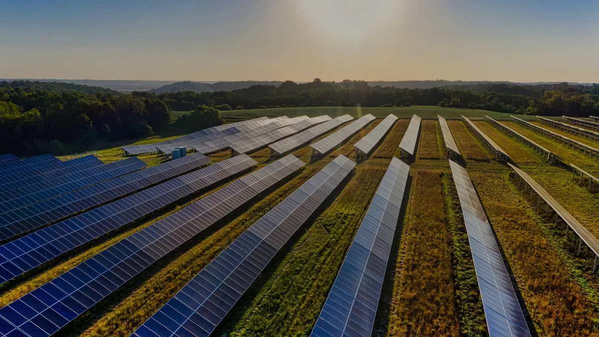 86 MW'lık Güneş Tesisi, Lityum ve Çinko Bataryalarla Kesintisiz Temiz Enerji Sağlayacak