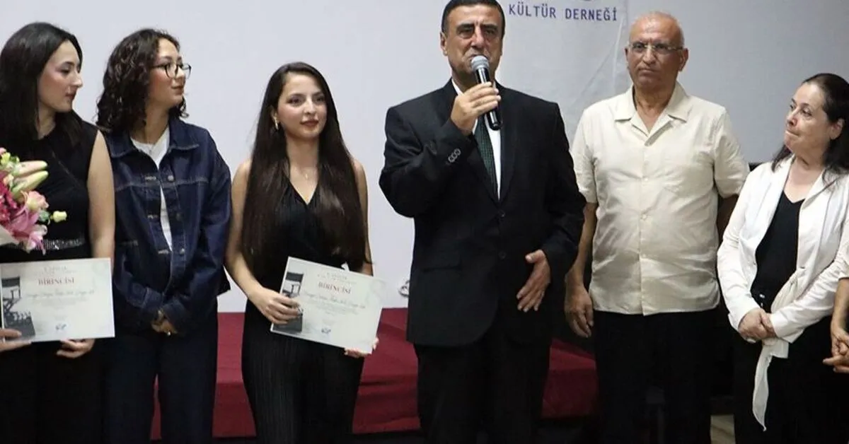 Adalar Kısa Film Yarışması'nda birinciliği 'Maviye Tutunanlar' kazandı