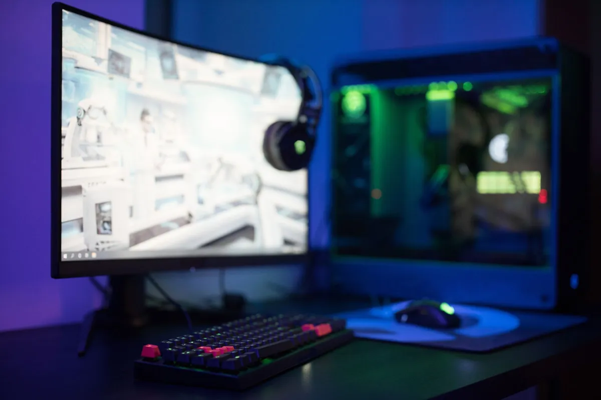 Alienware, QD-OLED Teknolojili İki Yeni Oyun Monitörünü Tanıttı