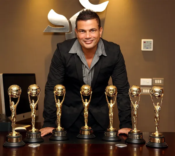 Arap müziğinin efsanesi Amr Diab, Türkiye'deki ilk konseri için özel jetle İstanbul'a geliyor
