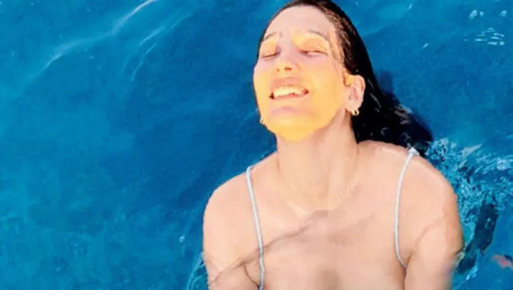 Aybüke Pusat tatil sezonunu noktaladı