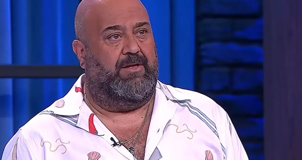 Ayrılık iddiaları son buldu: Ünlü çift düğünde el ele görüntülendi