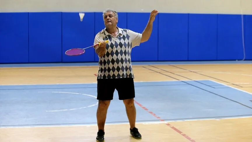 Badmintonun 62 yaşındaki deneyimi Cavit Şengün'den Avrupa'ya madalya hedefi