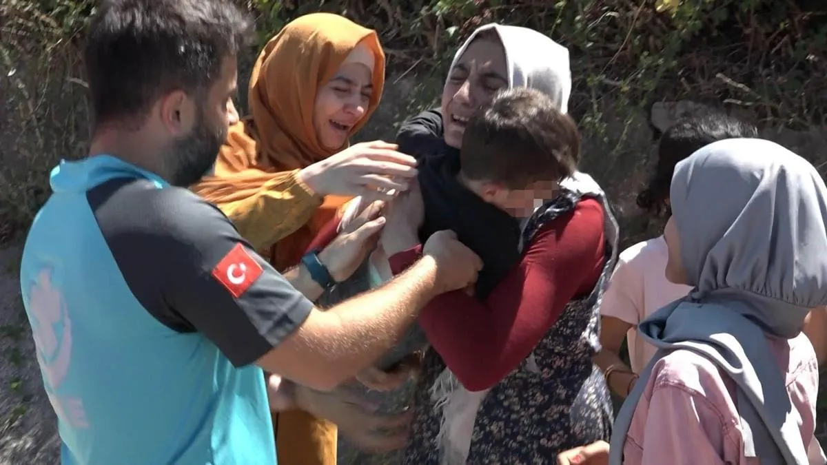 Bursa'da Kaybolan 2,5 Yaşındaki Çocuk Bulundu: Annesi Sevinçten Bayıldı