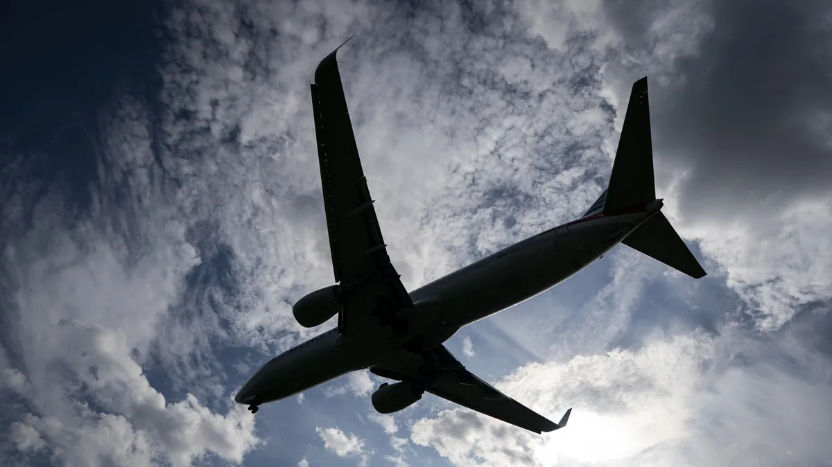 Cep boyutundaki ucuz cihaz Boeing 737'nin uçuş bilgisayarlarını ele geçirebiliyor