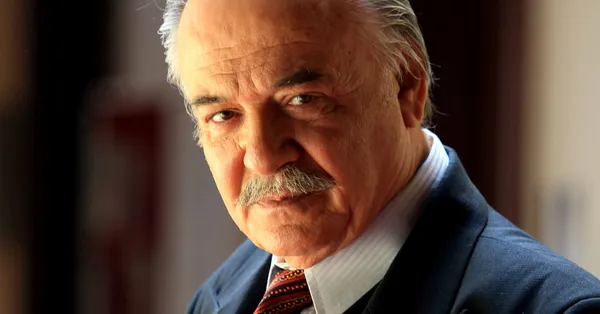 Çetin Tekindor hastanede: 'Çirkin' dizisine ara verildi
