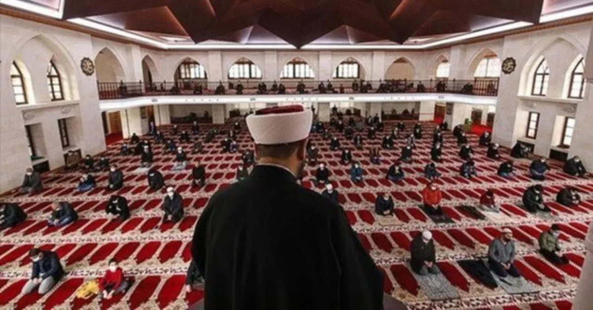 Cuma Hutbesinde Güzel Ahlak Vurgusu: Doğruluk, Merhamet ve Kardeşlik Mesajı