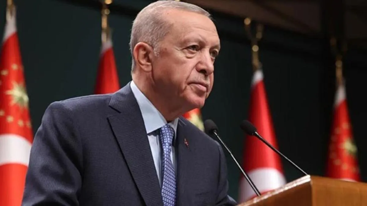 Cumhurbaşkanı Erdoğan'dan Dünya Ralli Şampiyonu Ali Türkkan'a Tebrik