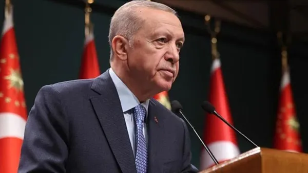 Cumhurbaşkanı Erdoğan'dan Dünya Ralli Şampiyonu Ali Türkkan'a Tebrik