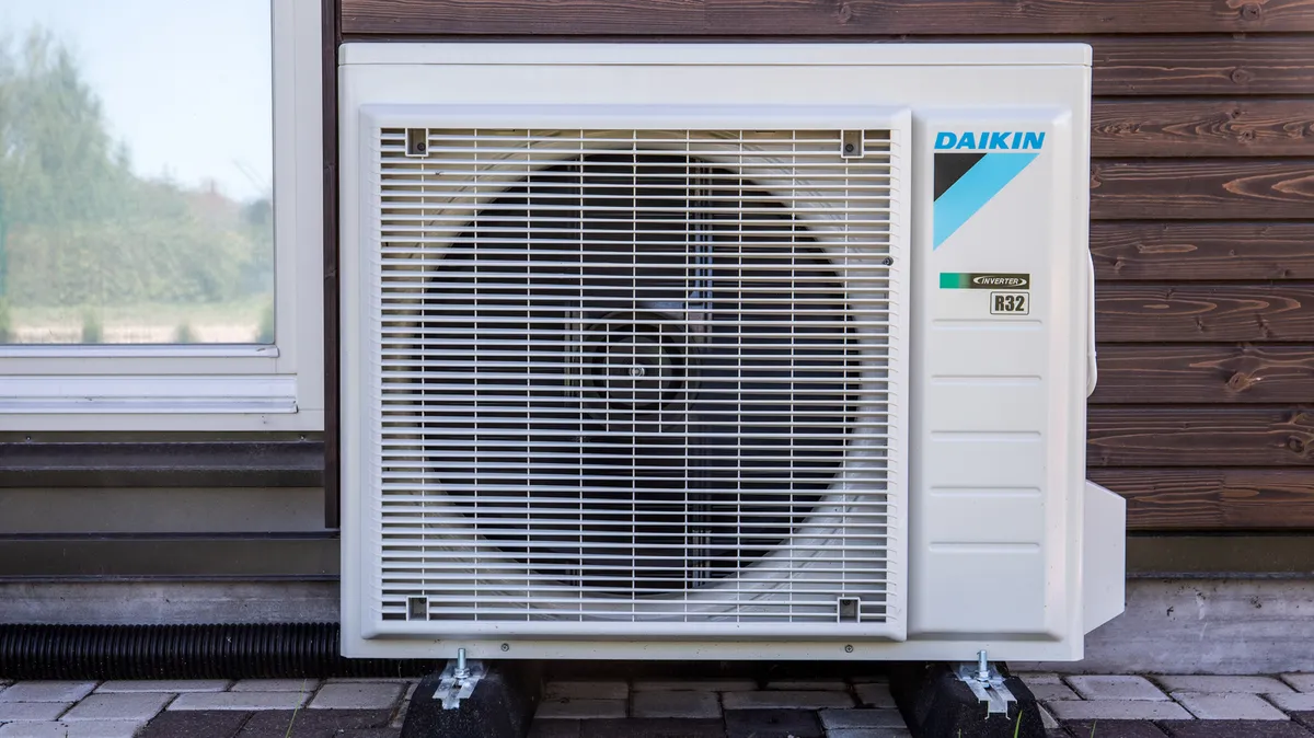 Daikin Klimaları Neden Bu Kadar Pahalı? Fiyat Farklarının Sırrı ve Tasarruf Yolları