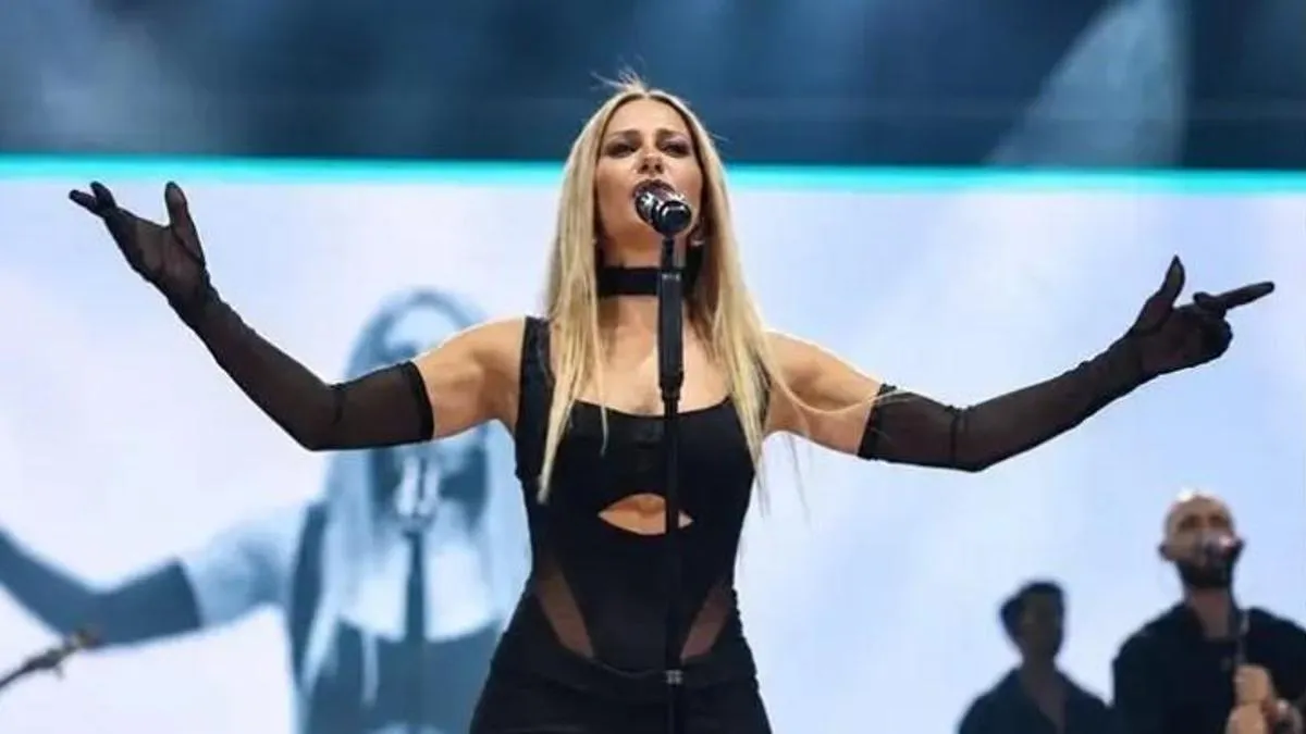 Derya Uluğ, Çivril Elma Festivali'ne Konuk Oldu