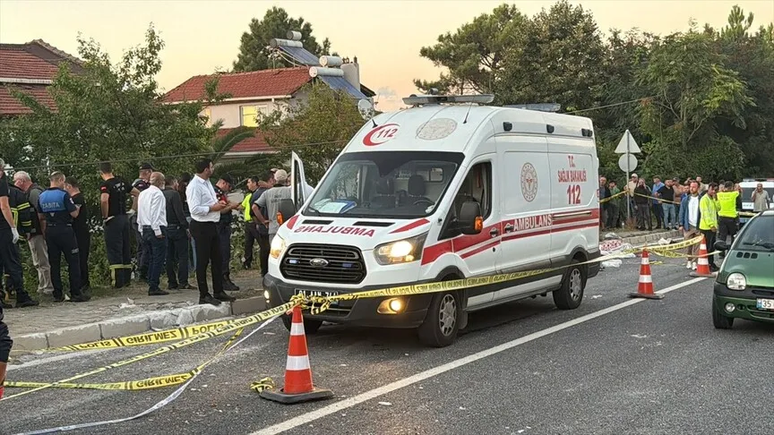 Düzce'de Tır ile Tarım Aracı Çarpışması: 4 Ölü, 9 Yaralı
