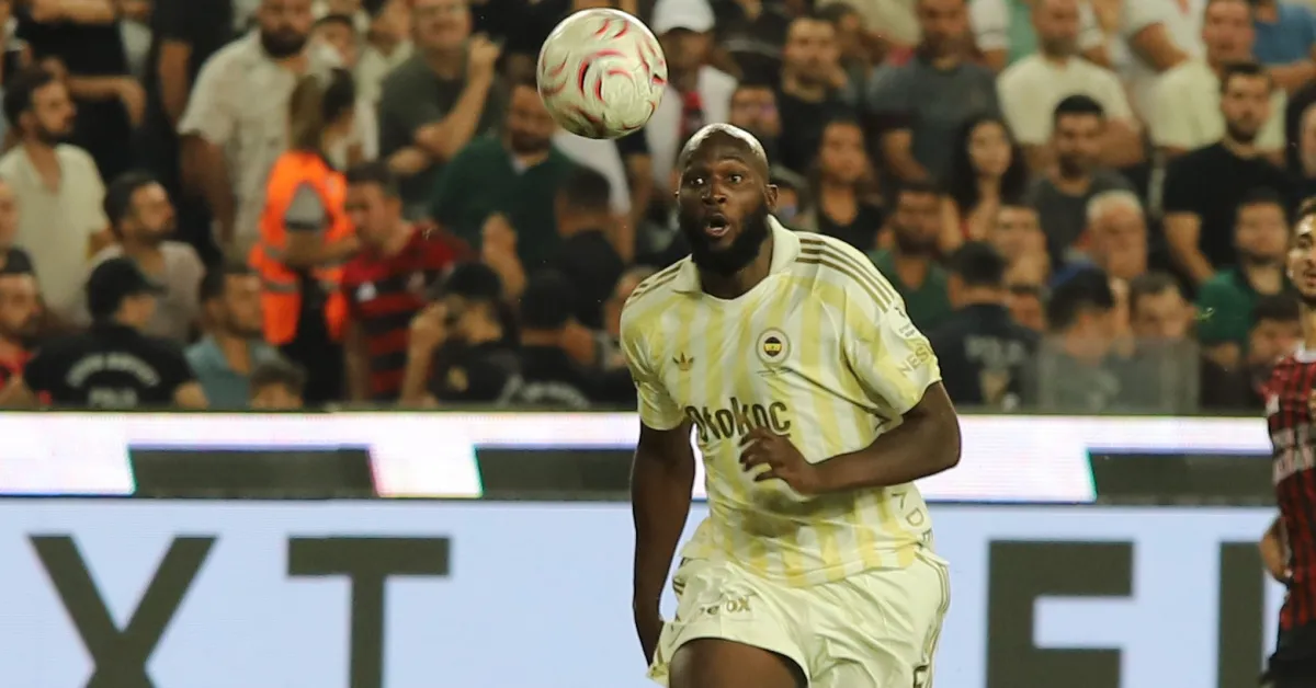Fenerbahçe'de Lukaku İlk Kez Onbirde