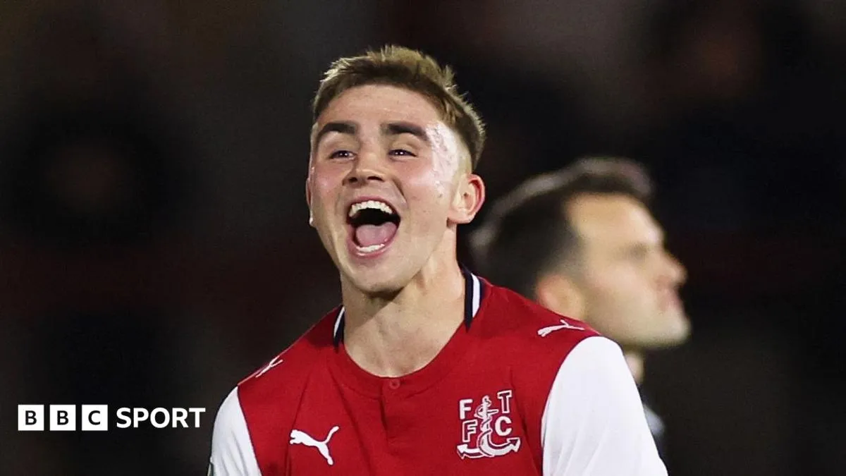 Fleetwood Town, tarihinde ilk kez kupa çeyrek finalinde Arsenal'i ağırlayacak