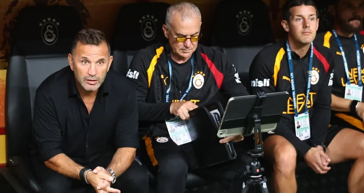 Galatasaray'da Singo Dönemi Kapanıyor: Menajeri Çağrıldı