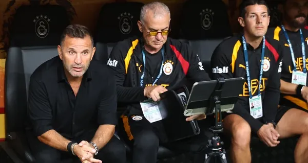 Galatasaray'da Singo Dönemi Kapanıyor: Menajeri Çağrıldı