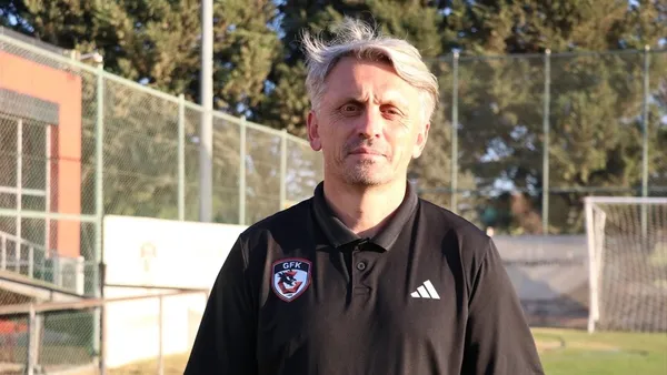 Gaziantep FK Teknik Direktöründen Fenerbahçe Maçı ve Kocaelispor Deplasmanı Değerlendirmesi