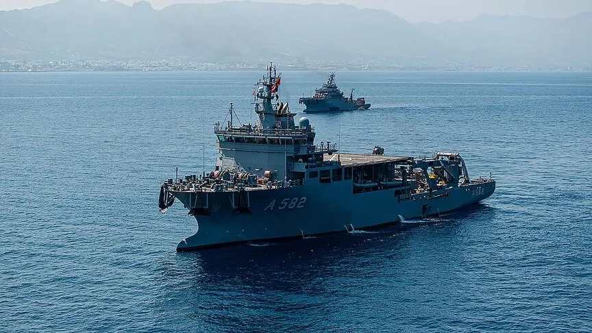 Girne'deki gemi kazasında arama kurtarma çalışmaları kesintisiz sürüyor