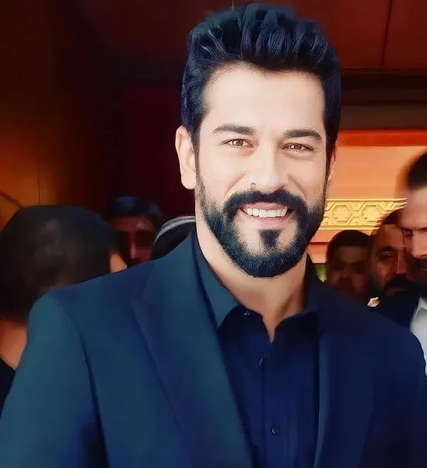 Güneşin Doğduğu Yer: Burak Özçivit ve Beyza Gümülcine'den ilk set görüntüleri geldi