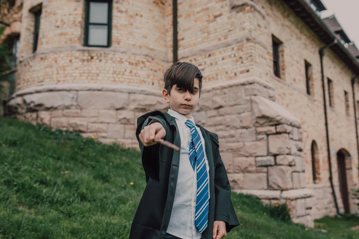 Harry Potter dizisinden ilk resmi tanıtım videosu yayınlandı