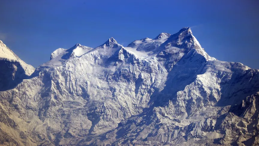 Himalayalar'da buzul erimesi hız kazandı: 10 yılda yüzde 65'lik artış