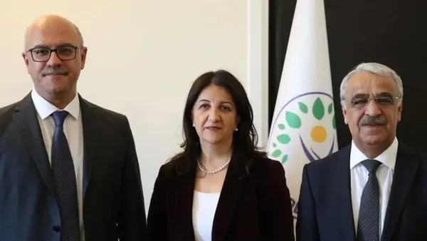 İmralı ziyaretinin ardından DEM Parti’den barış ve hukuki düzenleme vurgusu