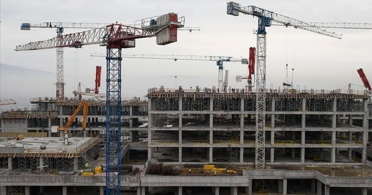 İnşaat üretiminde yıl içi daralma