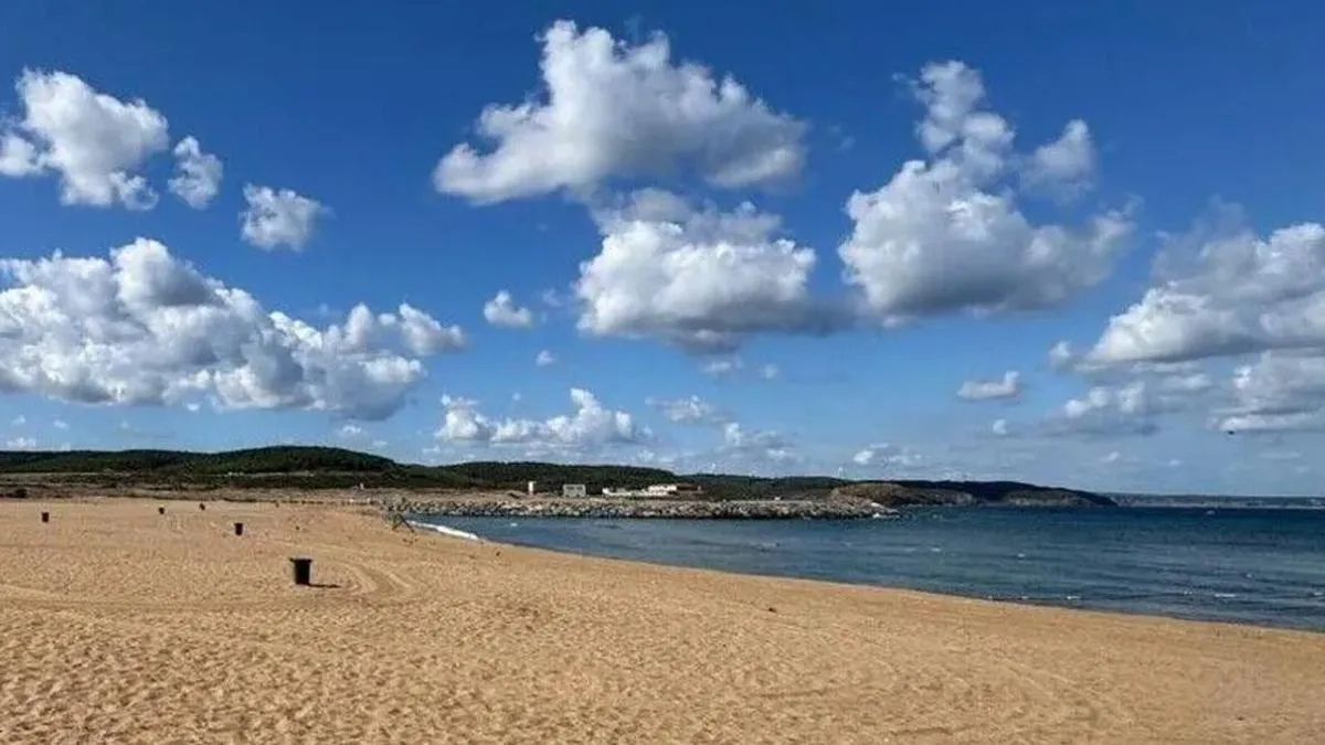 İstanbul'da olumsuz hava koşulları nedeniyle sahil ve plajlarda denize giriş yasaklandı