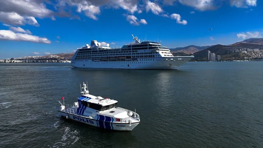 İzmir'de Kruvaziyer Turistleri İçin Deniz ve Kara Güvenlik Ağı Devrede