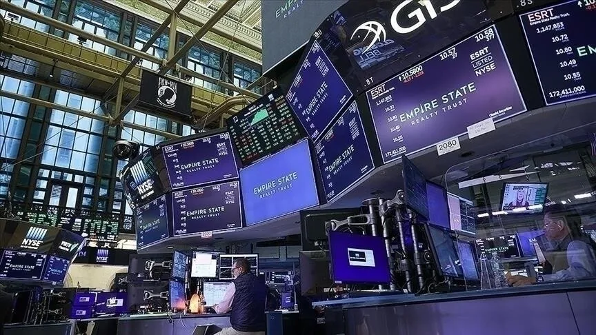 Jeopolitik Riskler ve Enflasyon Baskısı Piyasaları Sıkıştırdı