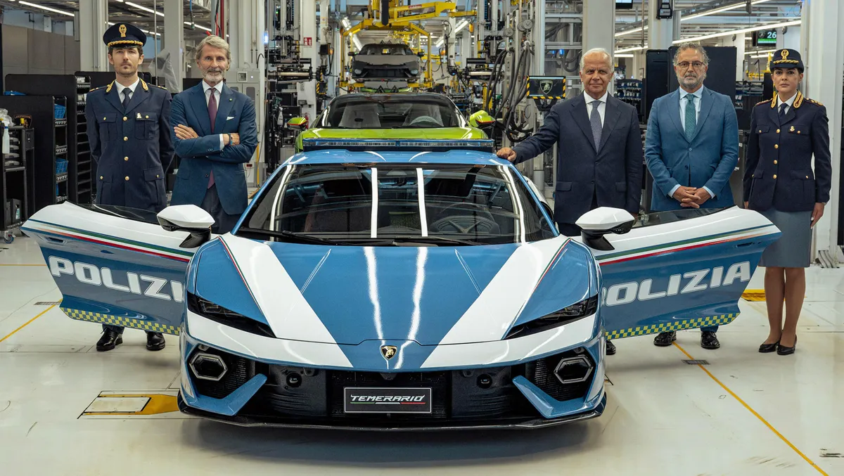 Lamborghini, organ taşımacılığı için 907 beygirlik Temerario Polisi'ni devreye aldı