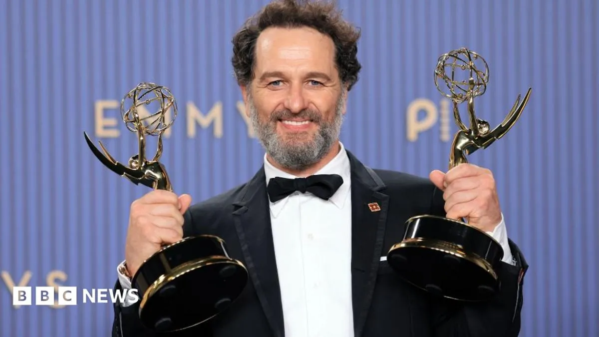 Matthew Rhys Emmy Ödülleri'nde Rekor Kırdı