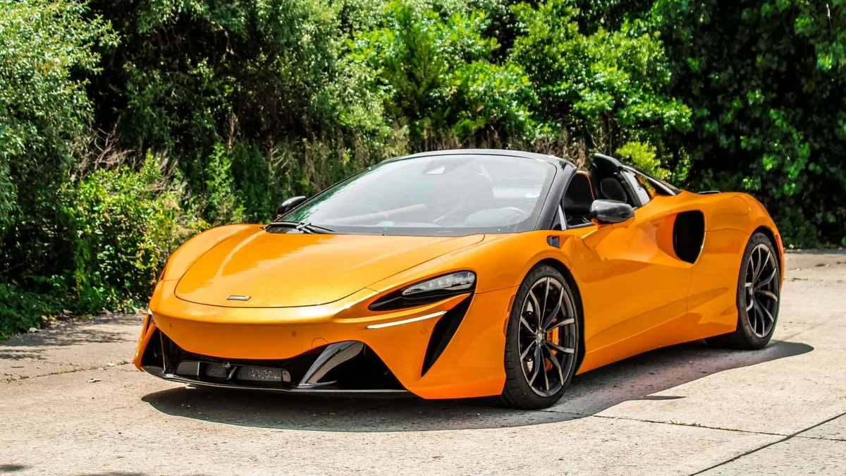 McLaren Artura'nın Yerine Yeni Hibrit Süper Otomobil Geliyor