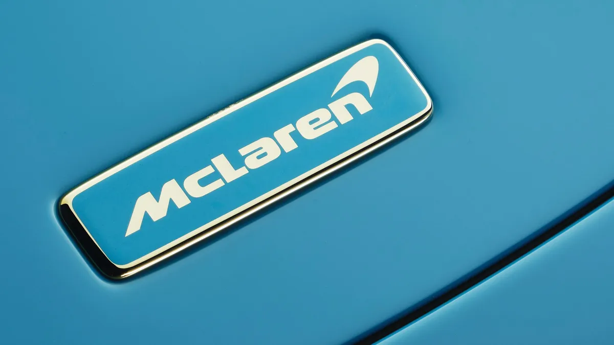 McLaren, Spor Arazi Aracı Planlarını Onayladı
