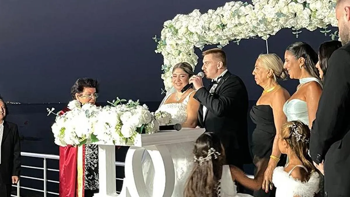 Medya dünyasında mutluluk: CNN Türk magazin ekibinden yeni bir düğün haberi