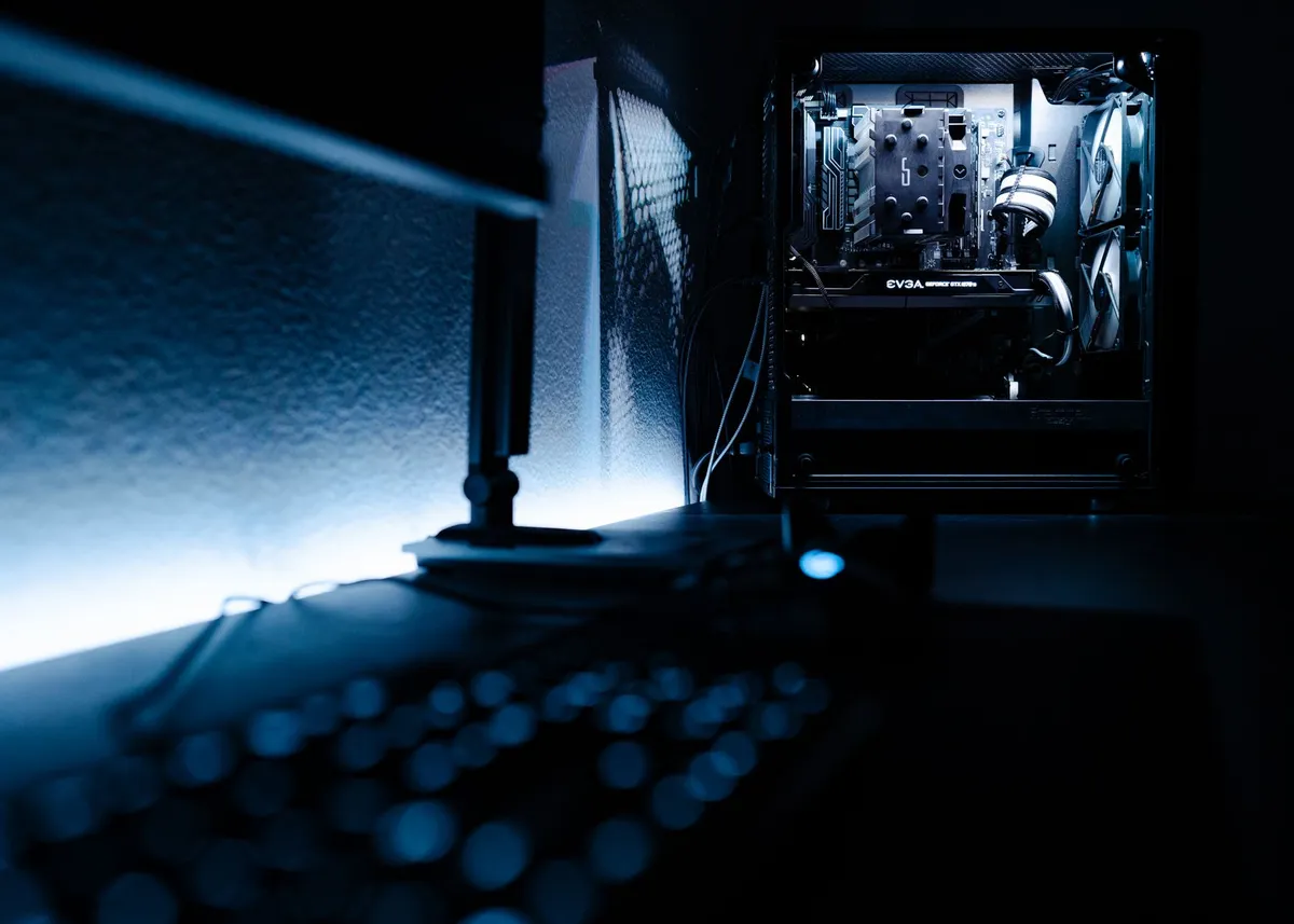 Minisforum'dan Devrim Niteliğinde Yapay Zeka Mini Bilgisayarı: MS-S1 MAX-P495