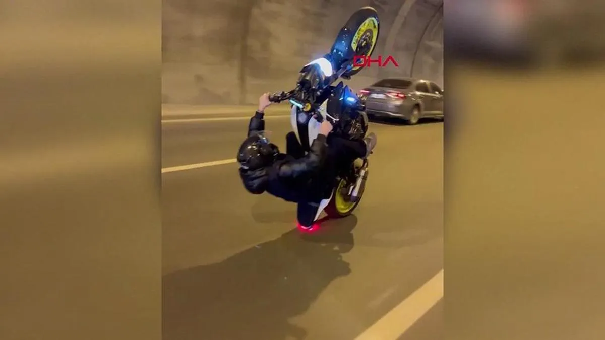 Motosikletle tehlikeli akrobasi yaptığı görüntüleri paylaşana 117 bin lira ceza