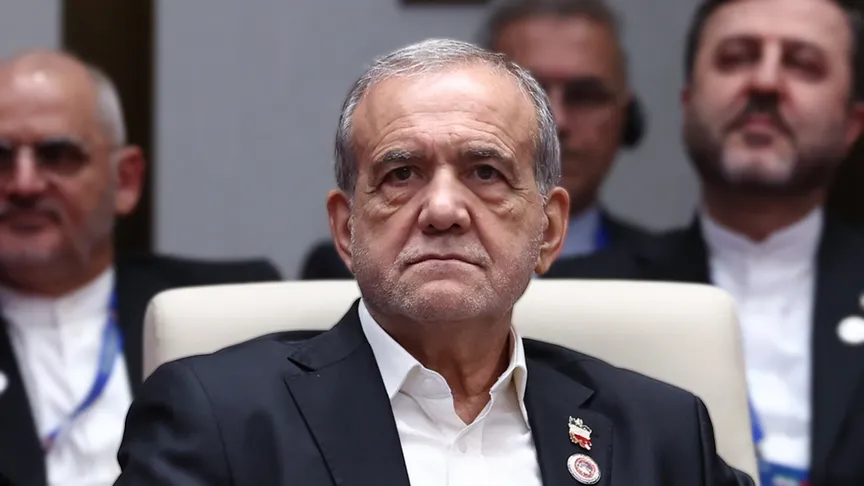 Pezeşkiyan'dan BRICS Zirvesi'nde Yerel Para Birimi Çağrısı
