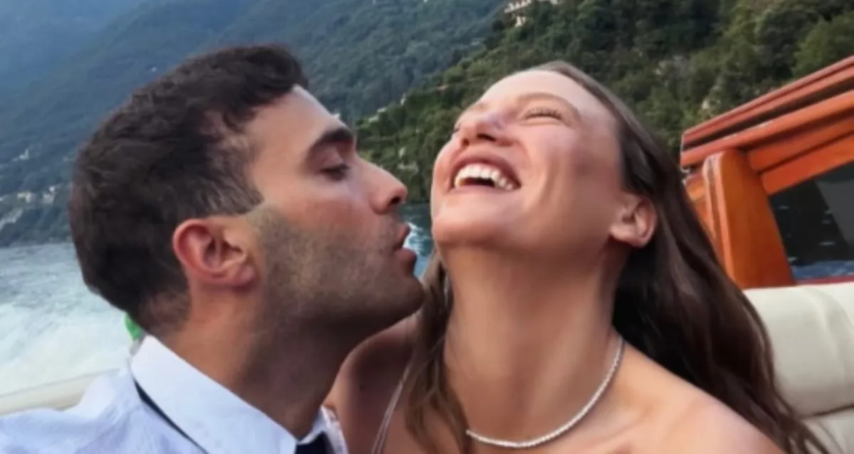 Serenay Sarıkaya ve Mert Demir barıştı