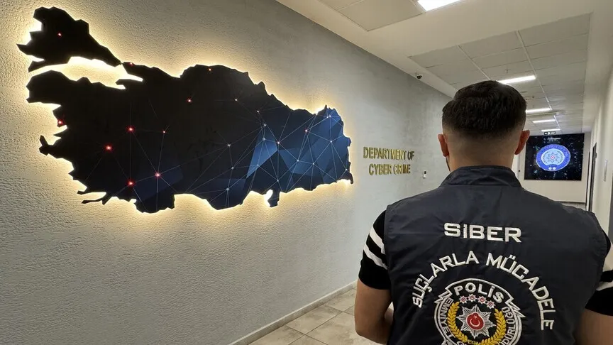 Siber suç operasyonlarında 76 kişi tutuklandı