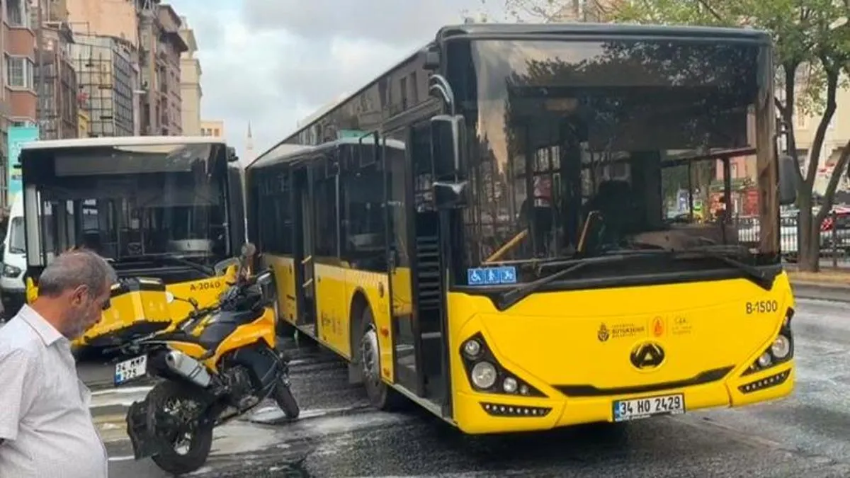 Şişhane'de Otobüs Kazası: Yola Dökülen Yağ Trafiği Felç Etti