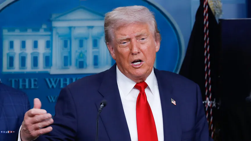 Trump'tan Kuzey İrlanda ve İrlanda birleşmesi öngörüsü
