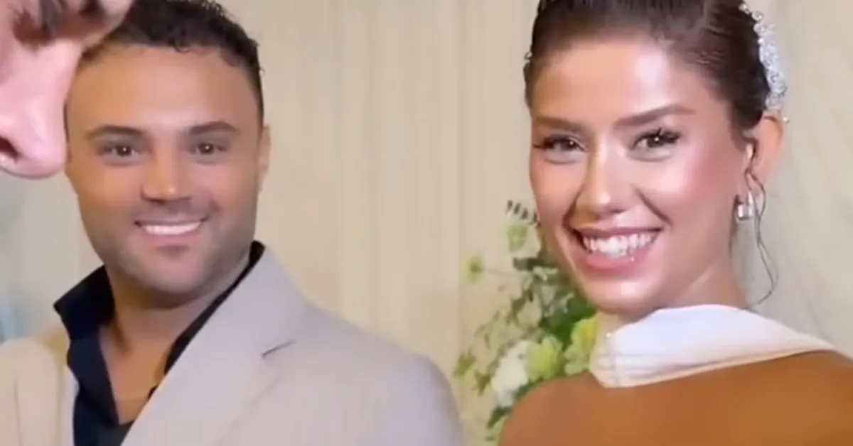 Ünlü oyuncu Hamide Akkuş, Tugay Ercins ile nişanlandı