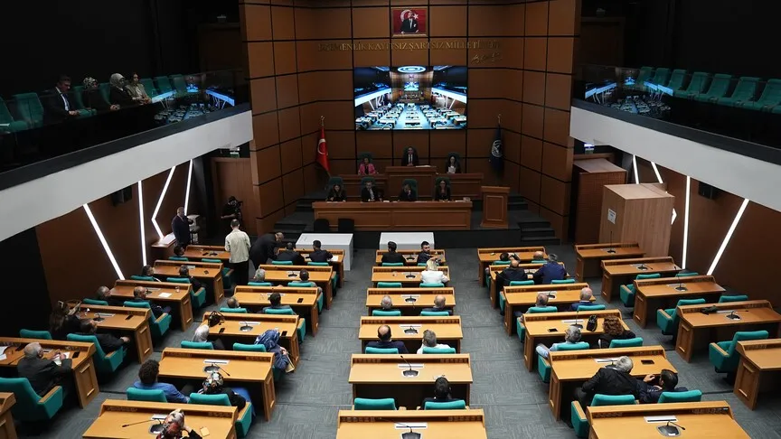 Üsküdar'da yeni başkan vekili Dündar Ziya Gültekin
