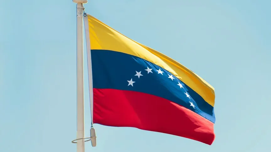Venezuela petrol üretimini artırmak için ABD'li şirketlerle el sıkıştı