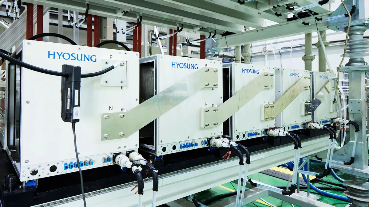 Veri Merkezleri İçin Çığır Açan Enerji Teknolojisi: İlk 22,9 kV Katı Hal Transformatörü Geliştirildi