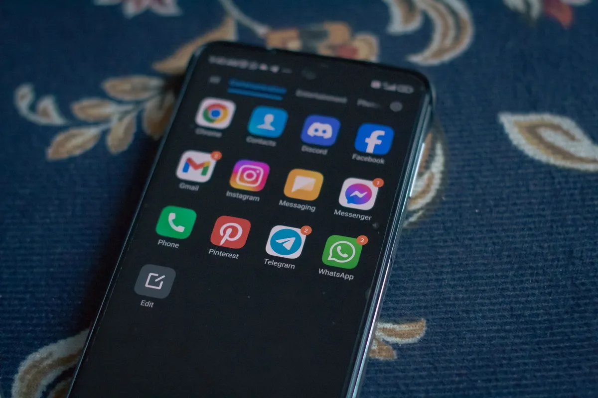 WhatsApp Video Araması, Android Ekran Kilidini Atlatıp Fotoğraflara Erişimi Sağlıyor