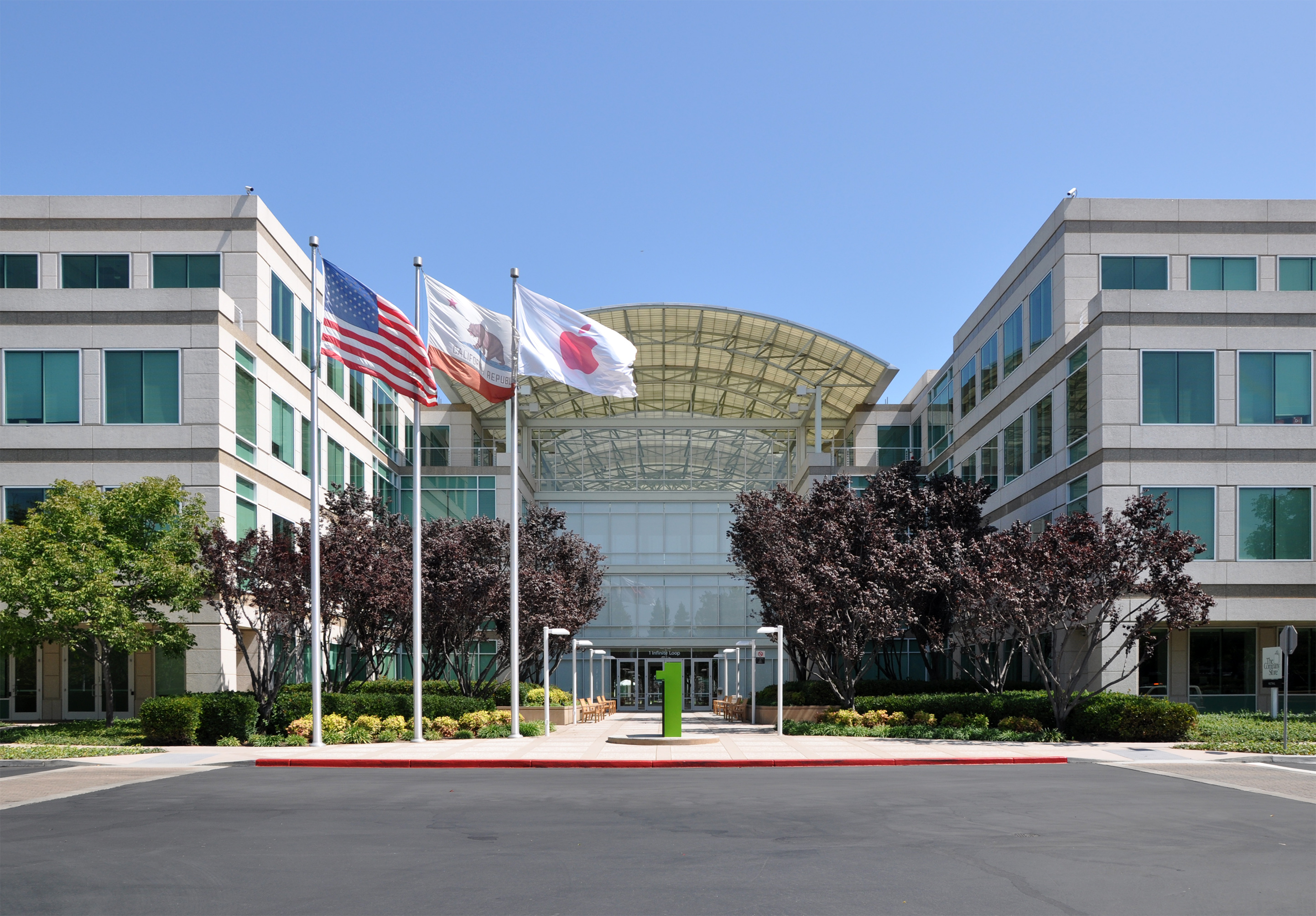 Apple'da Yönetim Devri: Cook'tan Ternus'a Sessiz Geçiş